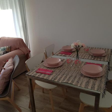 Apartamento Apolo Салоу Екстериор снимка