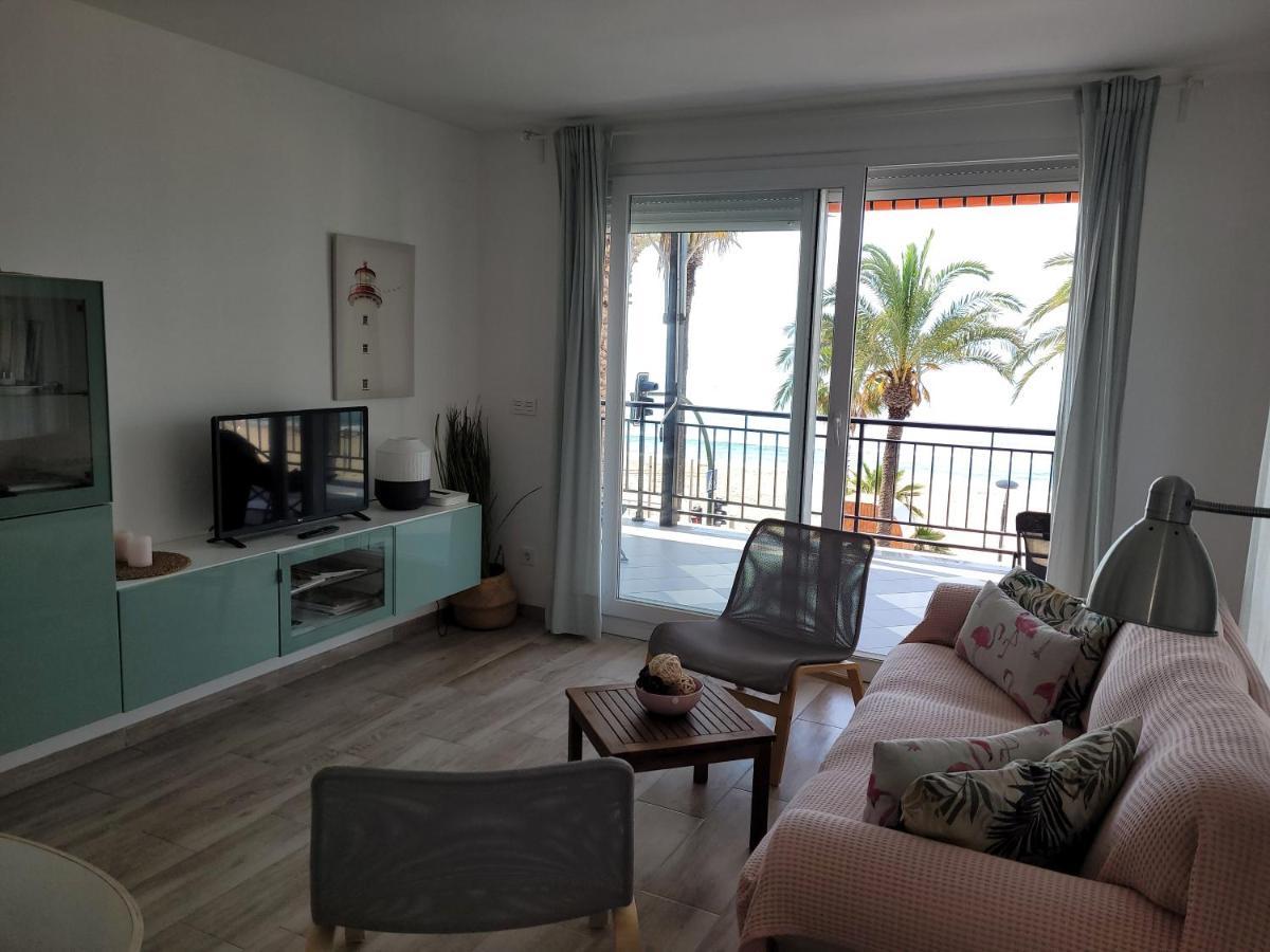 Apartamento Apolo Салоу Екстериор снимка