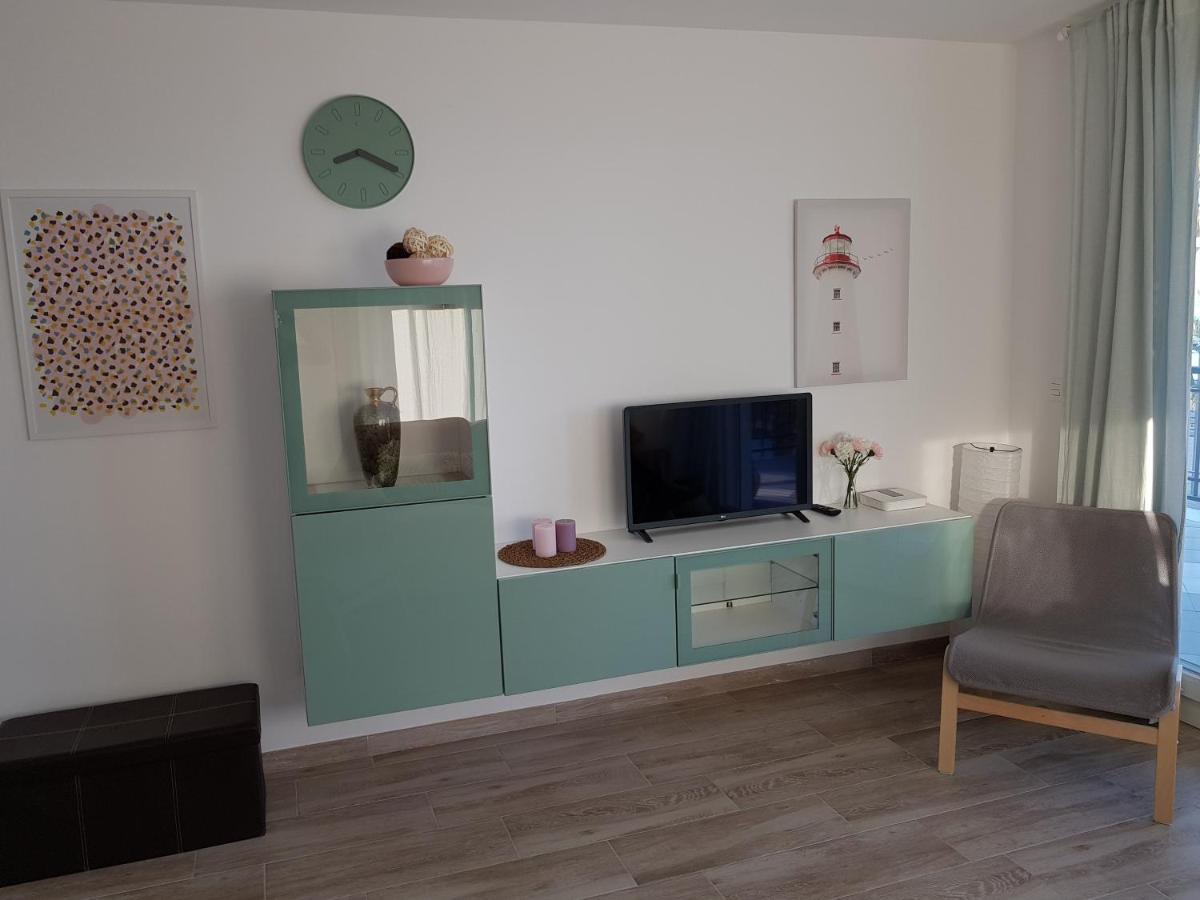 Apartamento Apolo Салоу Екстериор снимка